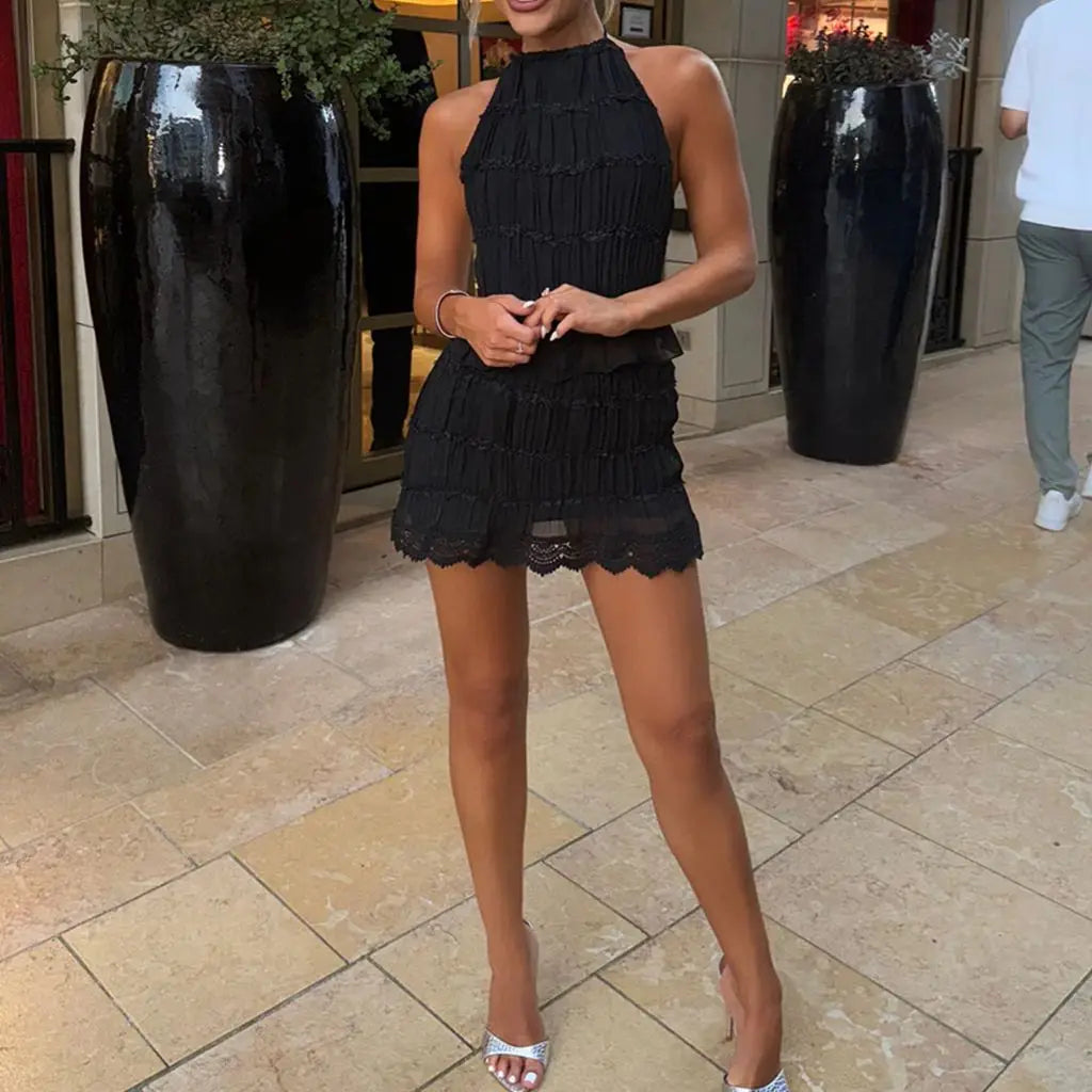 Women 2 Pcs Smocked Outfits Set Sleeveless Lace-up Halter neck Crop Camis Vest+High Waist Floral Lace Hem Pencil Skirt