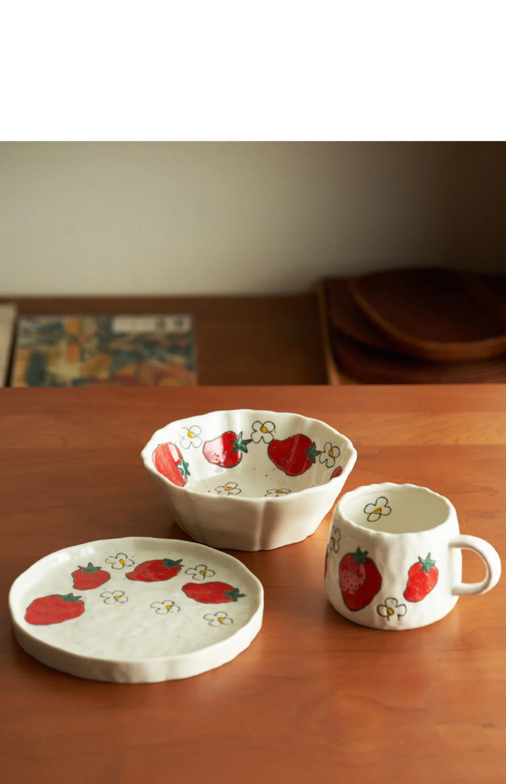 Hand-painted Fruit Pattern Ceramic Plate