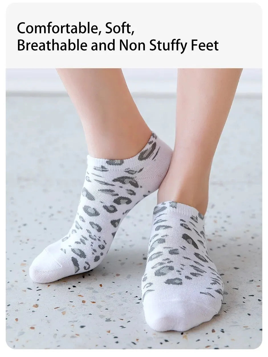 Women's Seasonal Fashionable and Trendy Leopard Print Cotton Sweat-absorbing and Comfortable Sports Low Top Socks