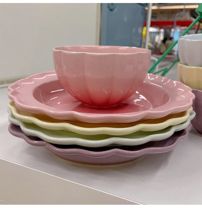 French Style Ceramic Plate Gradient Floral Shape Porcelain Dinnerware