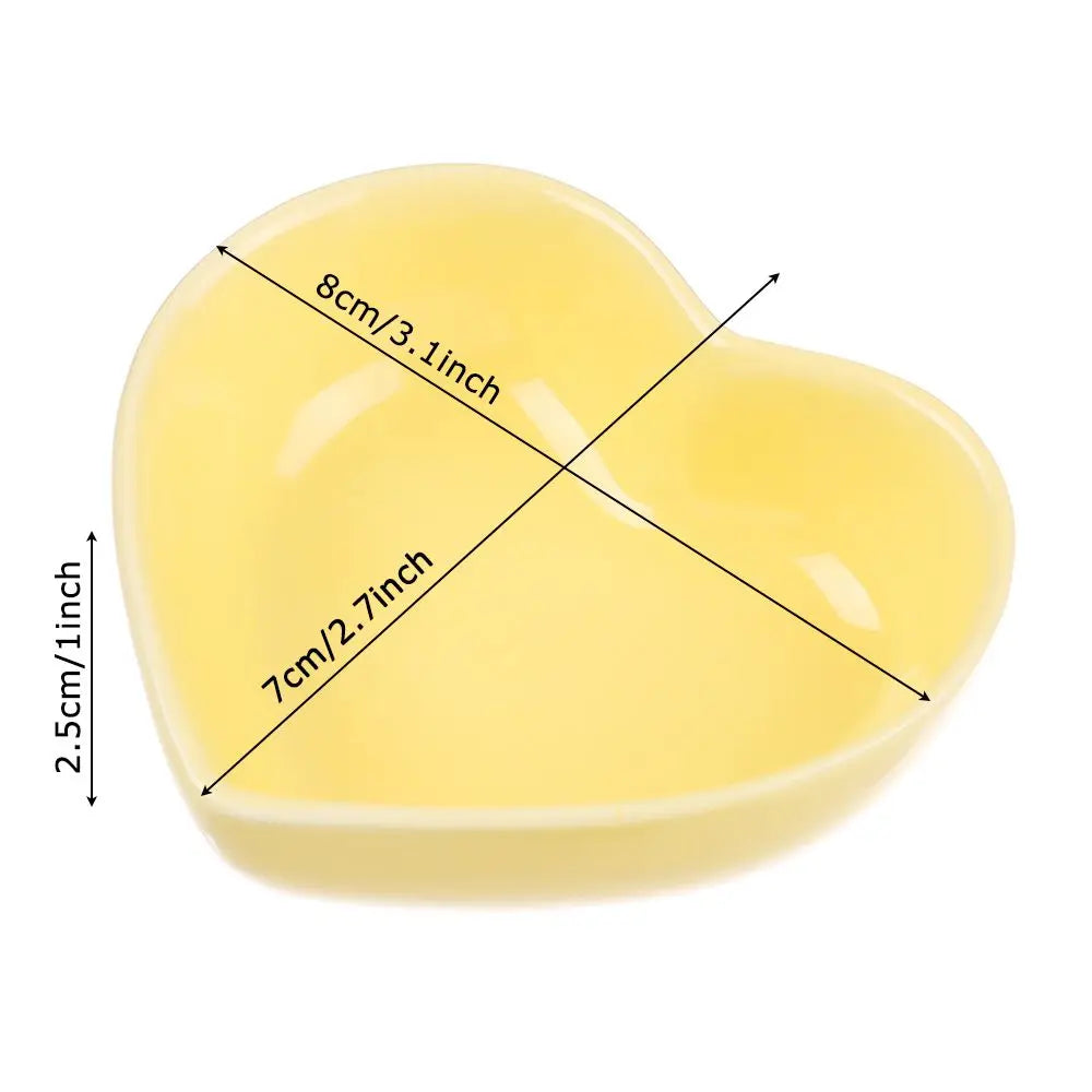 Colorful Mini Condiment Dishes Heart Shape Ceramic Sauce Dish Cute Seasoning Dish Dipping Bowl Snack Serving Dishes Tableware