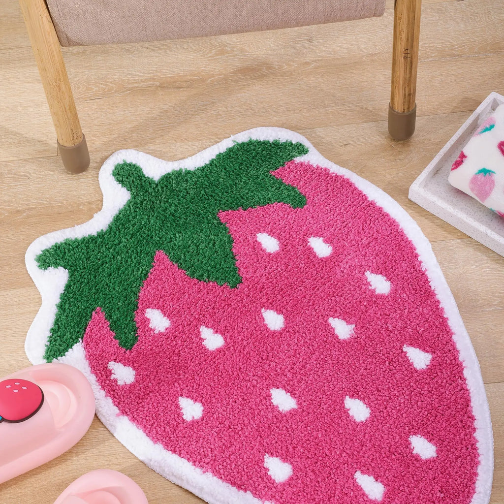 Strawberry Bathroom Rug Luxury Absorbent Non-Slip Mat Fruit Shaped Bathtub Plush Shower Rug Washable