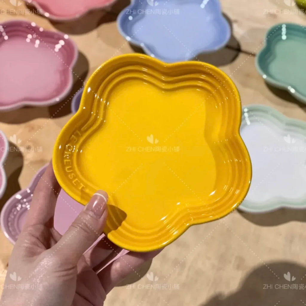 French Flower Shaped Small Plate Colored Ceramic