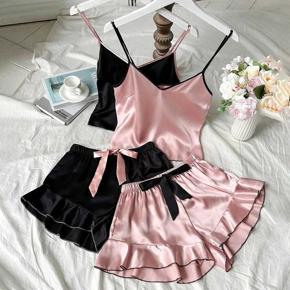 Women's Smooth Satin Pajamas V-Neck T-Shirt Ruffled Edges And Bow Shorts Simple And Breathable Pajama Set