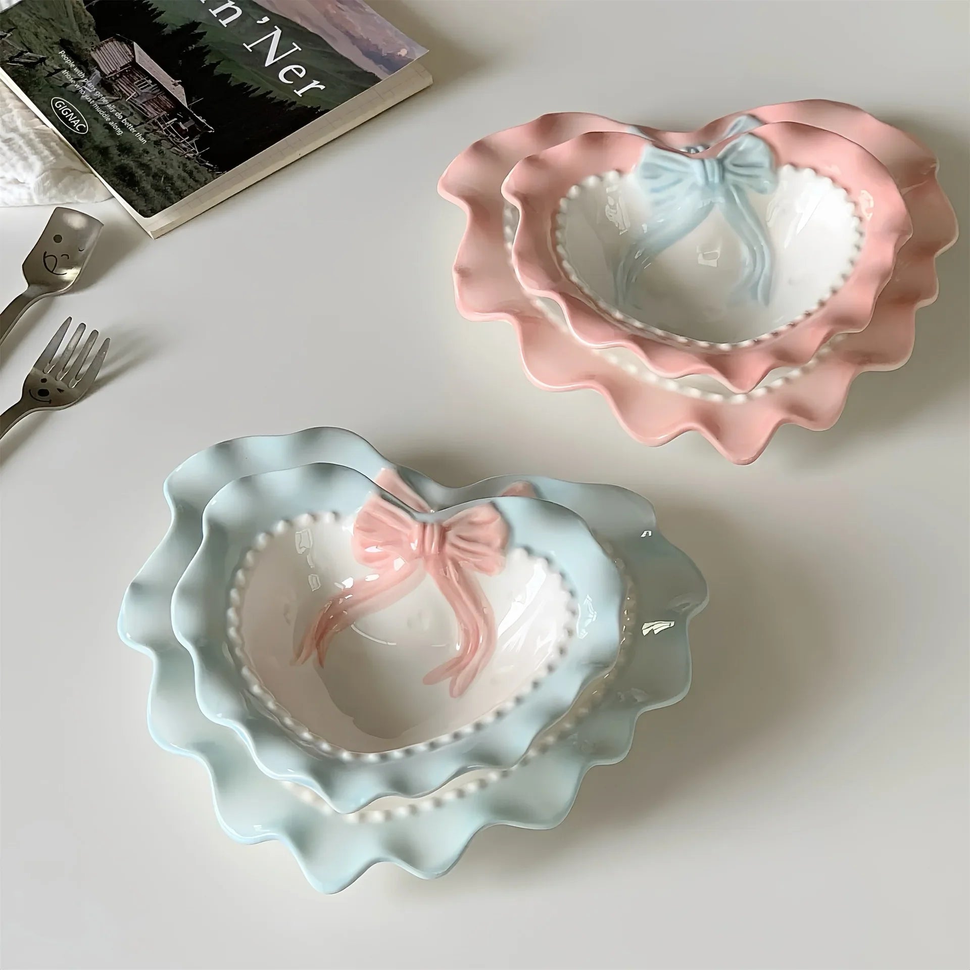 Cute Ceramic Dinner Plate Love Bow Wavy Edge