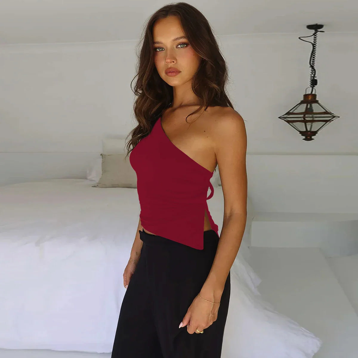 Women's Sexy Diagonal Shoulder Strap Sleeveless Backless Tight Top