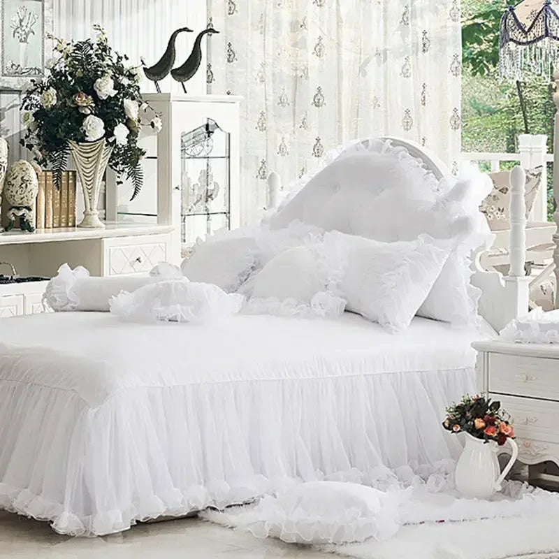 Pink Jacquard Satin Bedspread Bedding Set Luxury Princess Wedding Bed Set Lace Ruffle Duvet Cover Bed Skirt Pillowcases Cotton