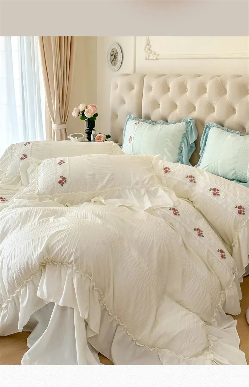 French Embroidered Lace Bubble Gauze Bedding Set Elegant Princess Style Duvet Cover Set Ruffled Comforter Cover Sets