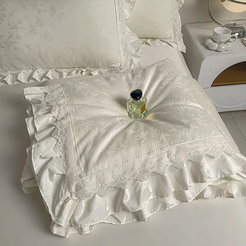 Princess Jacquard Lace Quilt Bedding Summer Blanket Cool Feeling Silky Comforter Thin Duvet