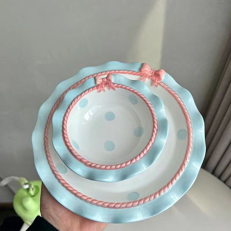Heart-shaped Bow Wavy Edge Ceramic Dinnerware Set Ideal Cake Presentation,  Princess Pastry Platter, Lace-edged Rice Bowls