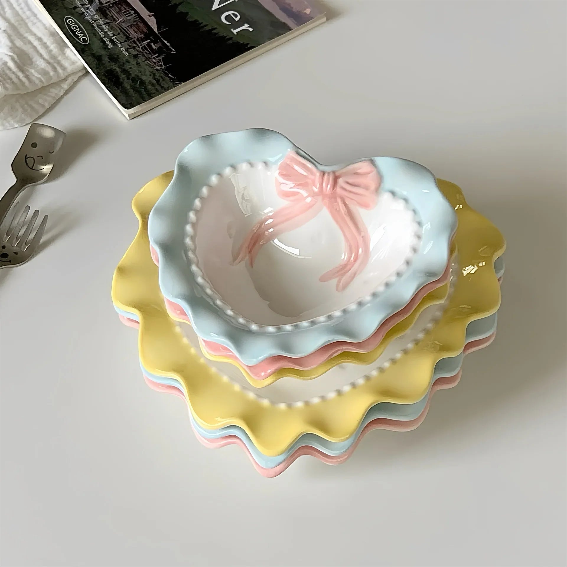 Cute Ceramic Dinner Plate Love Bow Wavy Edge