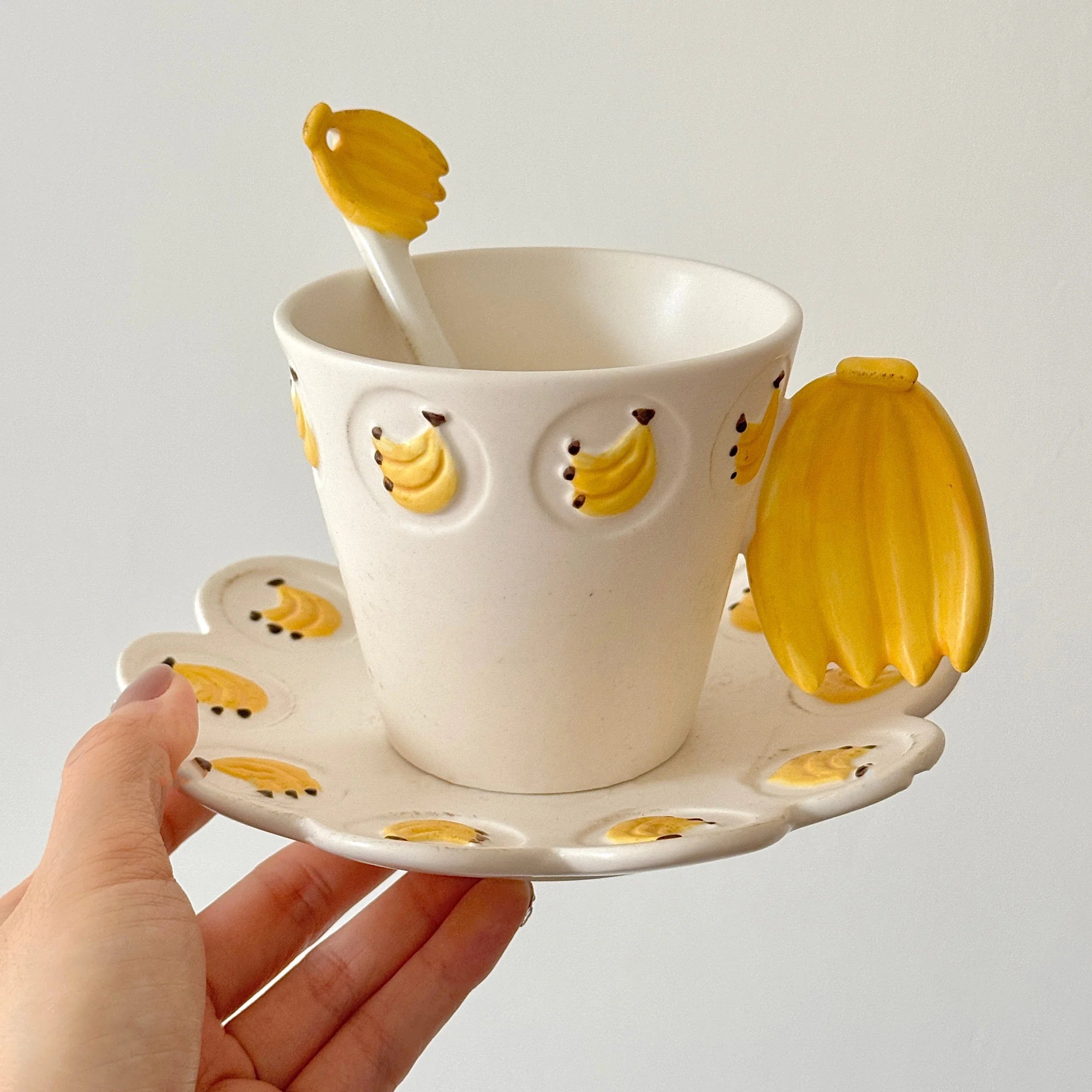 Luxury Ceramic Banana Pattern Round Cute Plates