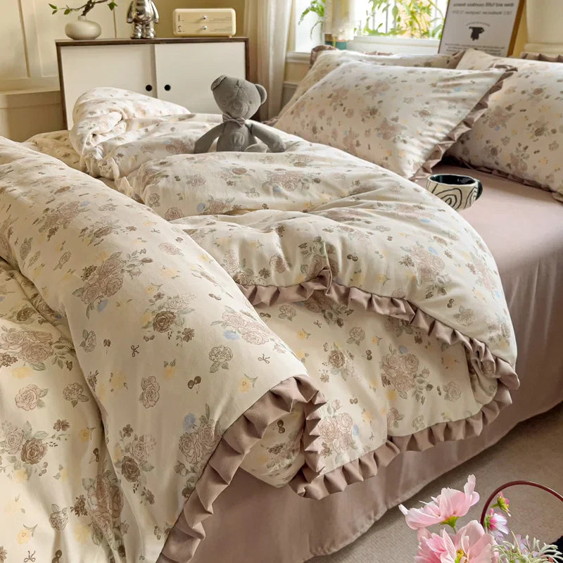 Princess Style Flowers Ruffles Soft Skin-friendly Duvet Cover Set Pillowcases Bedding Set