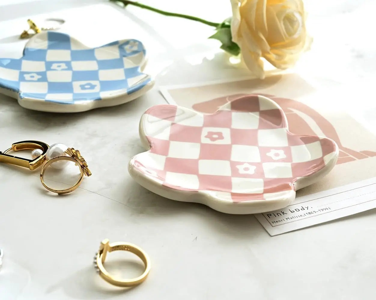 Ceramic Petal Tray, Jewelry Plate Necklace Ring Storage Dish,Jewelry Display Plate Desktop Decor