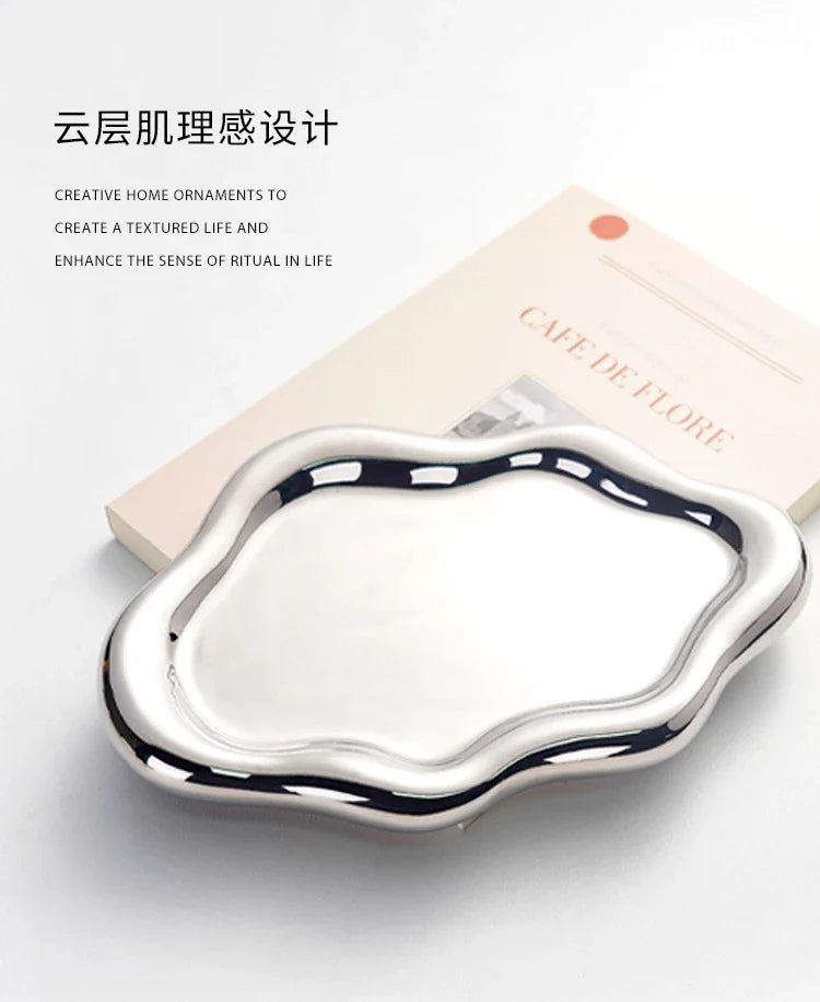 White/Silver Ceramic Plate High-Cloud Plate