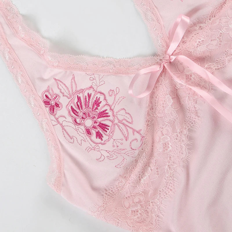 Sweet Embroidery Lace Trim Halter Tops Holiday Deep V-Neck Sleeveless Tank Tops