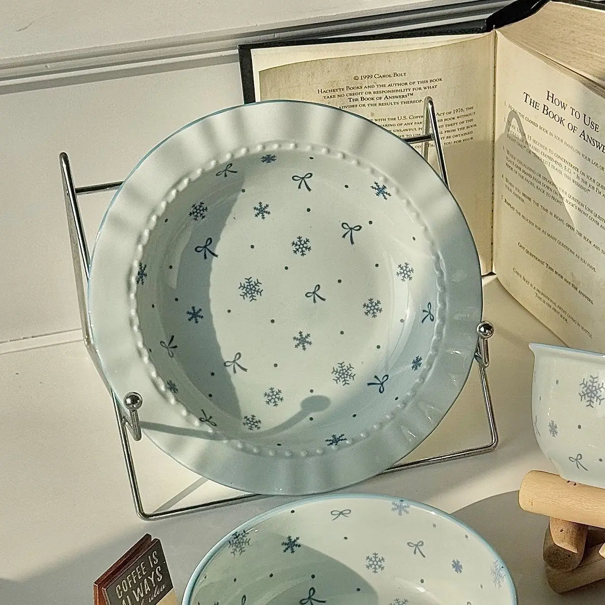 Ceramics Blue Bows Bowl & Plate Dinnerware