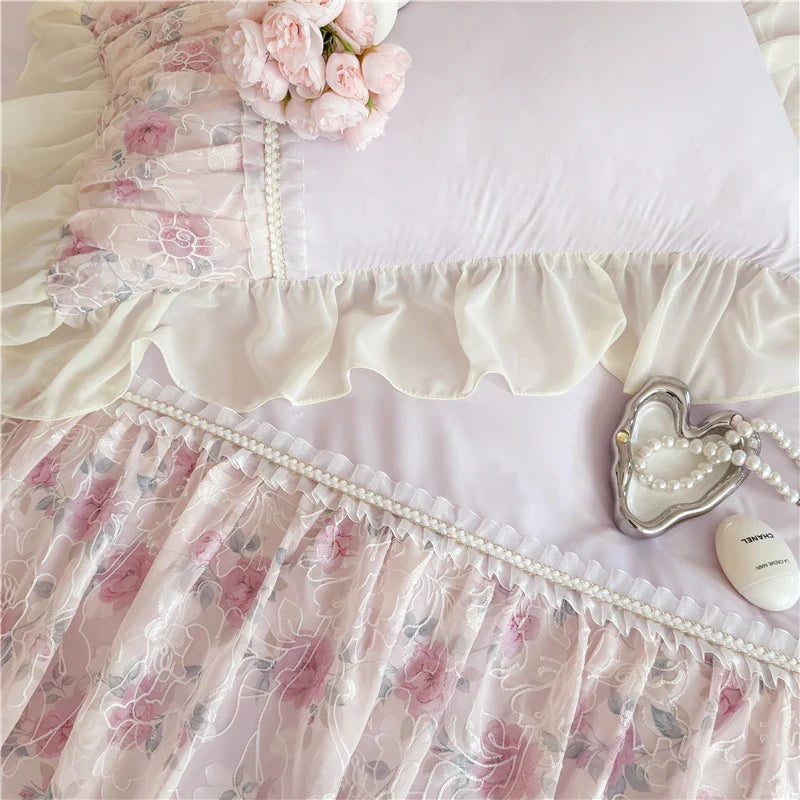 Princess Style Duvet Cover Sets with Lace Embroidery Bed Cover for Girls Queen/King Size Soft Pink Bedding with Ruffles