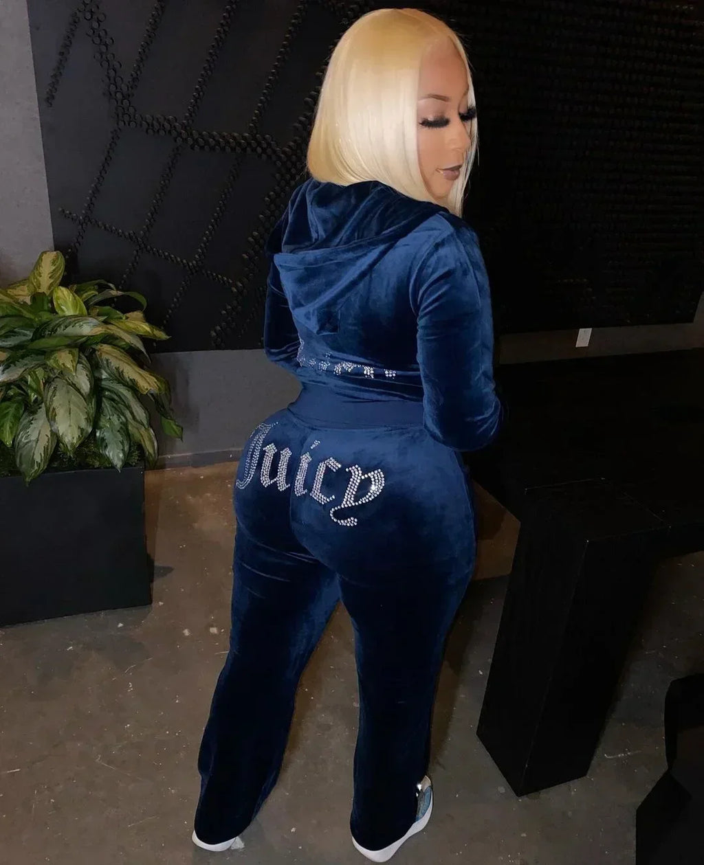 Two Piece Set Diamonds Hoodie Crop Jacket And Joggers Pants Outfits Streetwear Jogging Suits Juicy Corture Tracksuit