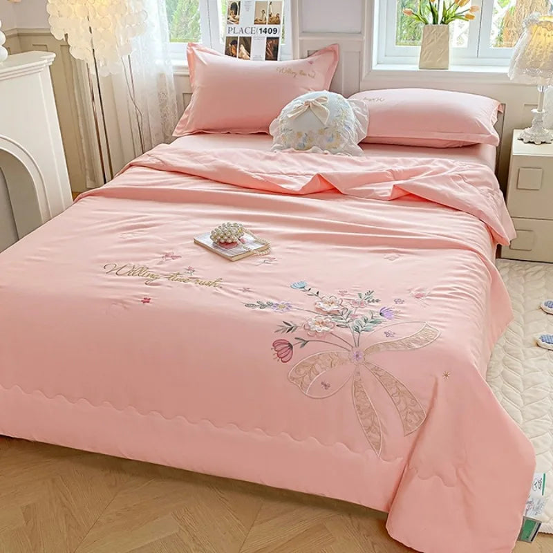 Super Soft Washed Cotton Three-Dimensional Flower Embroidered Summer Quilt Four-Piece Set
