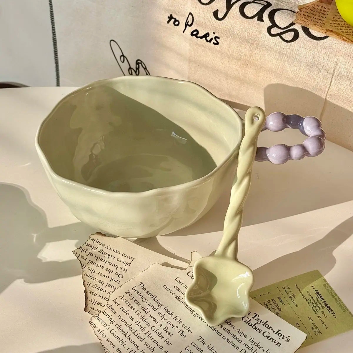 High Beauty Ceramic Instant Noodle Bowl with Pearl Handle Home Irregular Shape Cute Yogurt Bowls Fruit Dessert Tableware