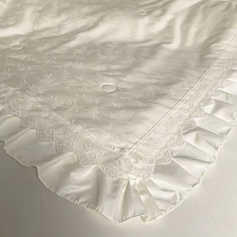 Princess Jacquard Lace Quilt Bedding Summer Blanket Cool Feeling Silky Comforter Thin Duvet