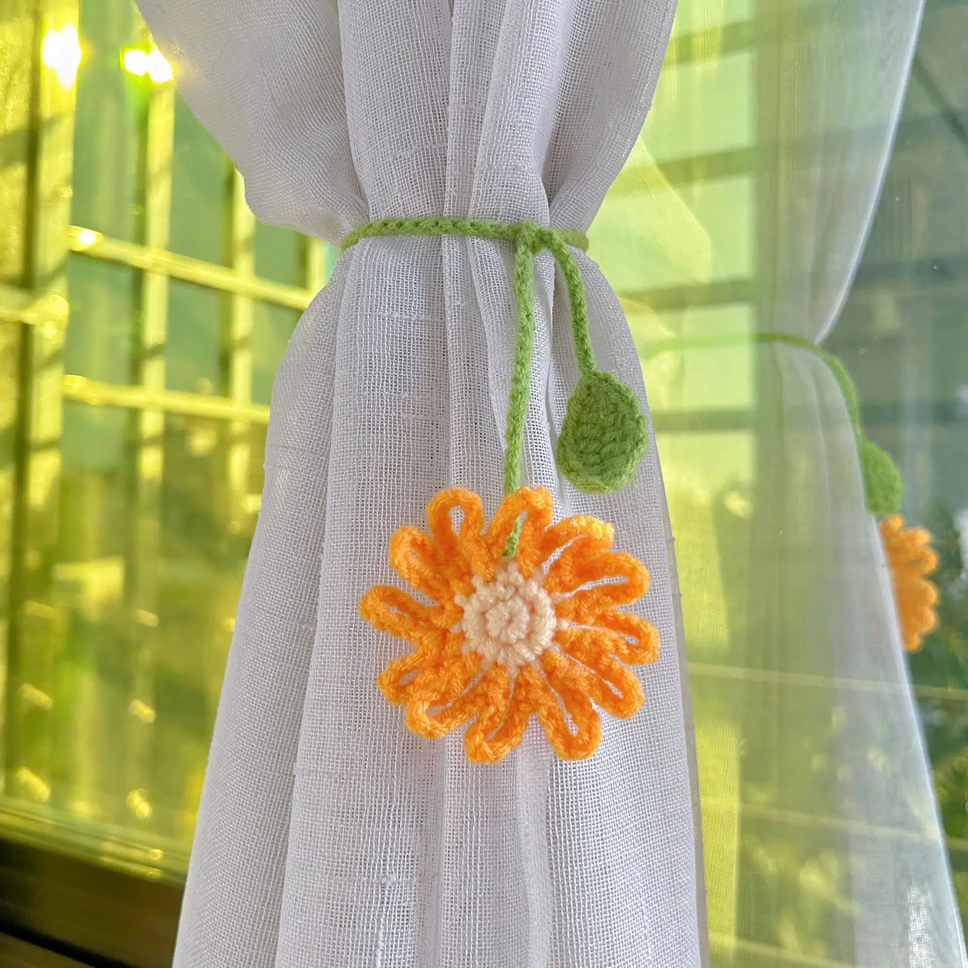 Cute Knitted Strawberry Pendant Knitting Flower Bag Pendant Creative Crochet Flower Curtain Tie Decor