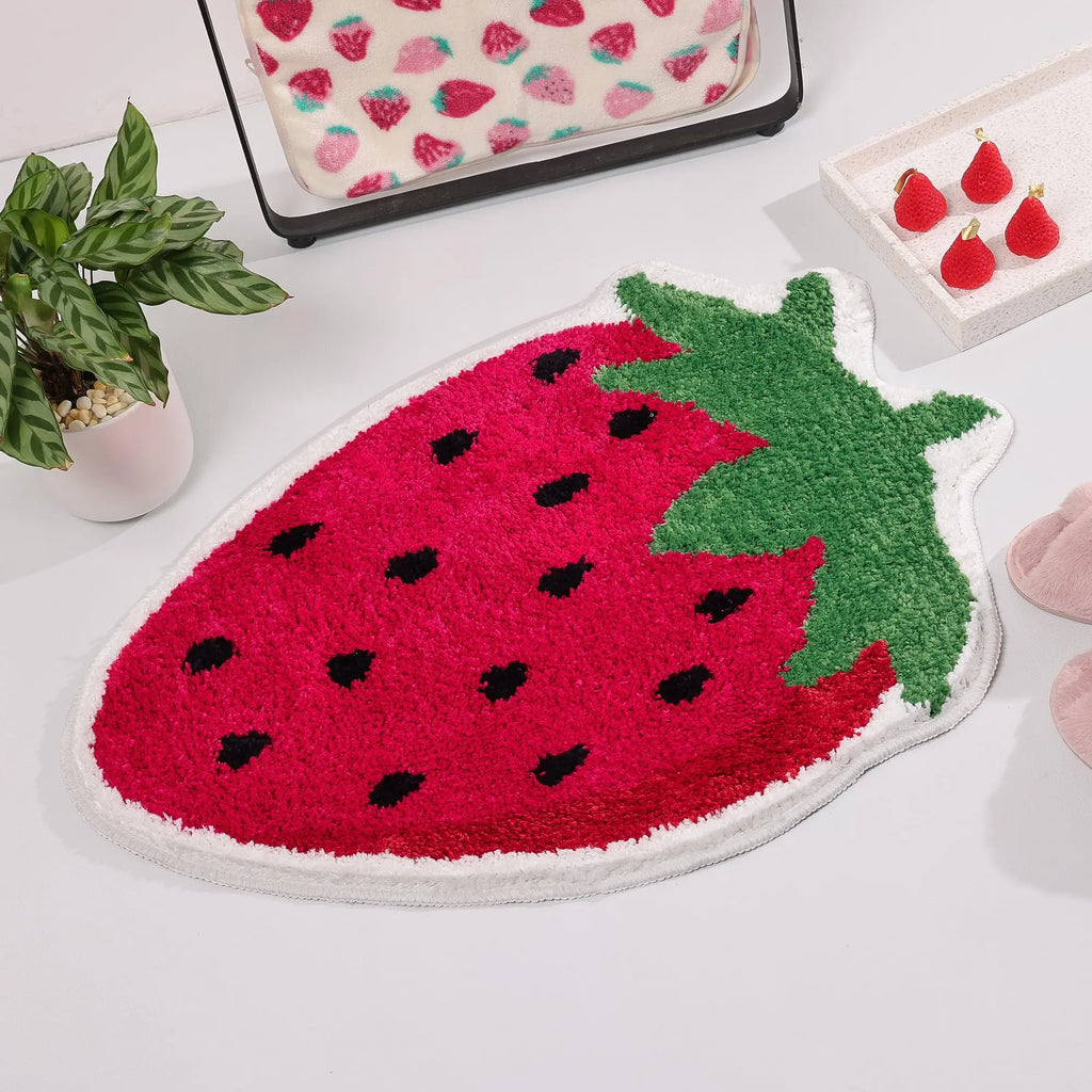 Strawberry Bathroom Rug Luxury Absorbent Non-Slip Mat Fruit Shaped Bathtub Plush Shower Rug Washable