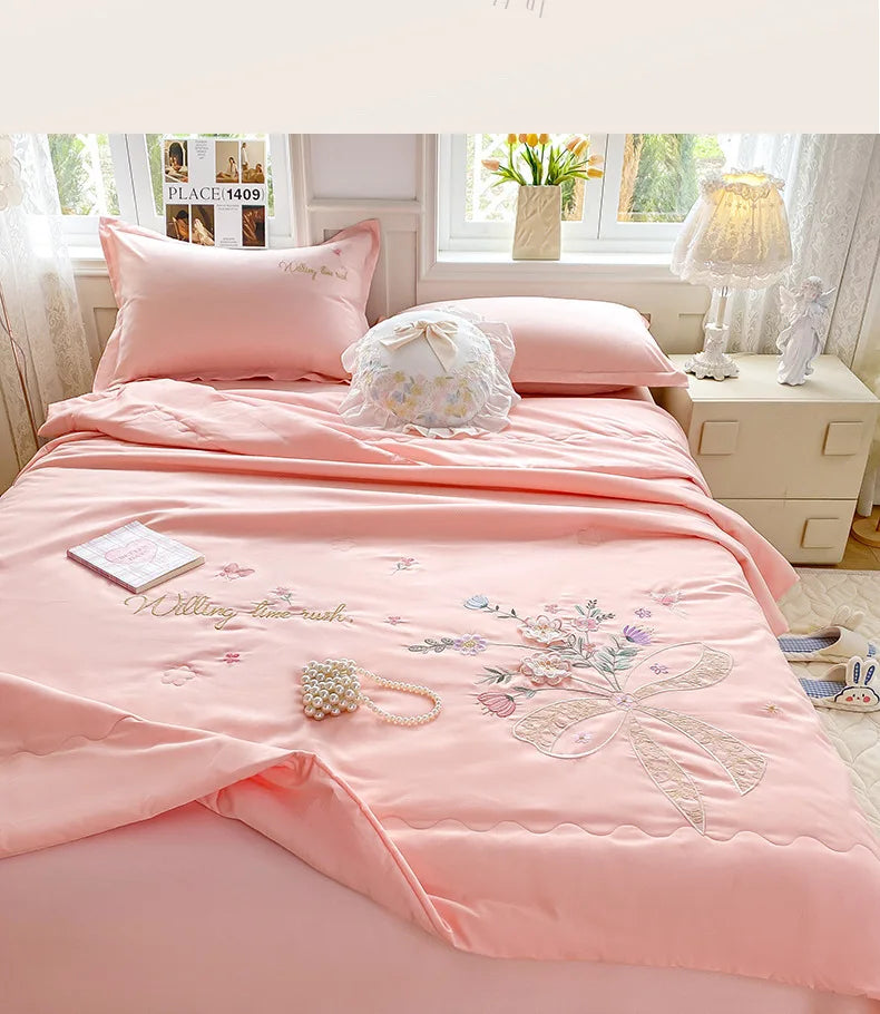 Super Soft Washed Cotton Three-Dimensional Flower Embroidered Summer Quilt Four-Piece Set
