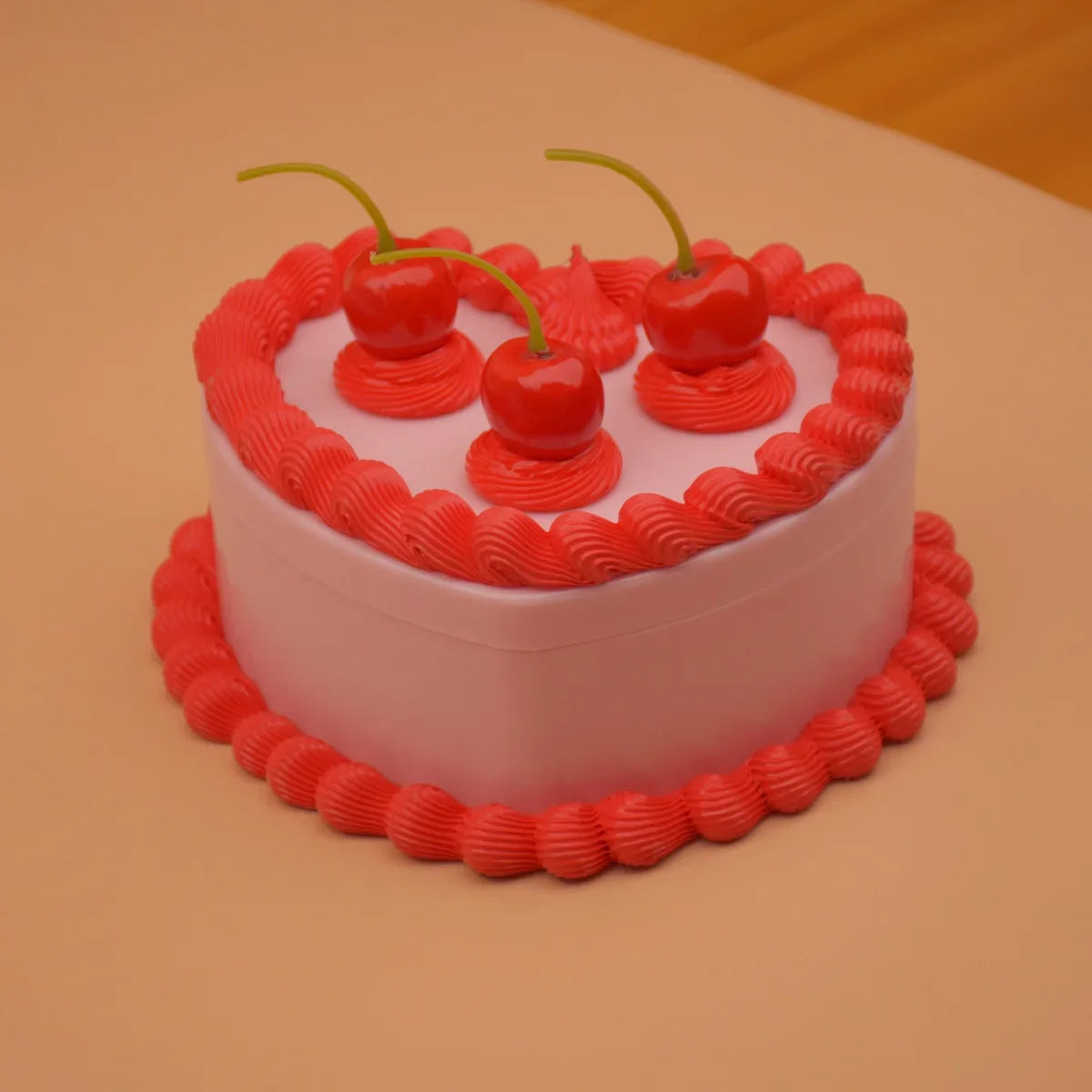 Room Decor Aesthetic Heart Shaped Jewelry Box for Girls, Fake Pink Cake, Cute Kawaii Decorative Storage Room Decor