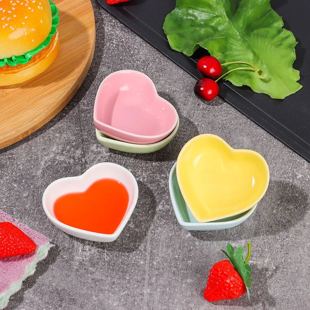 Colorful Mini Condiment Dishes Heart Shape Ceramic Sauce Dish Cute Seasoning Dish Dipping Bowl Snack Serving Dishes Tableware