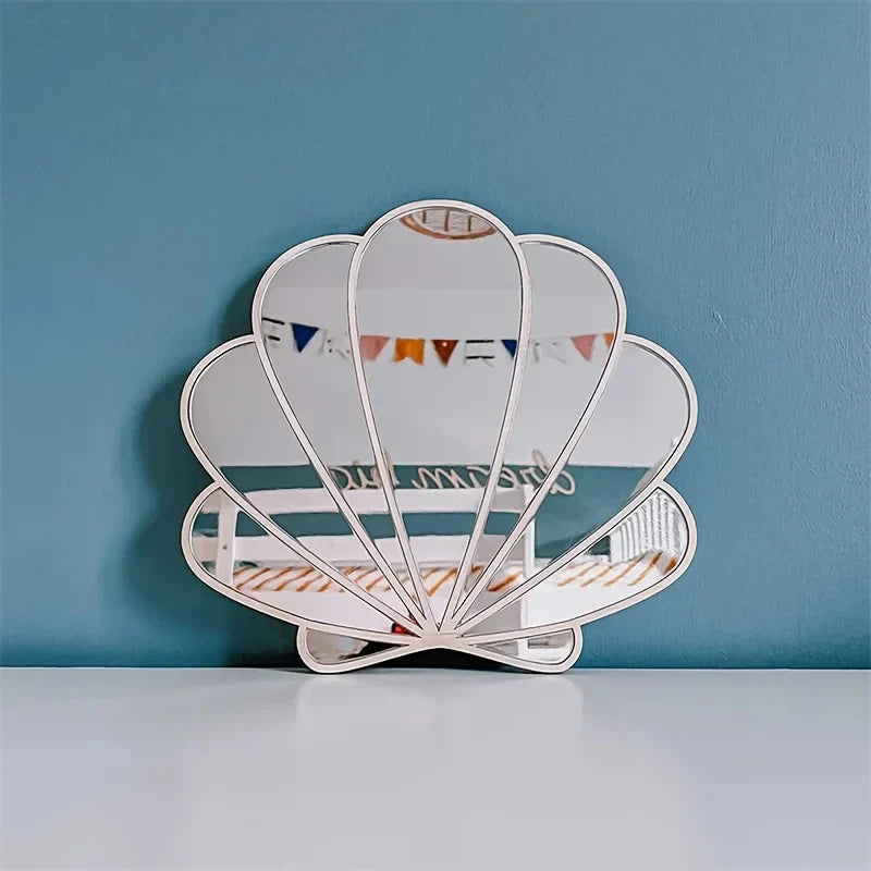 Scandinavian Style Wooden Beach Theme Shell Mirror Wall Decoration Cute Shell Anti-Shattering Mirror