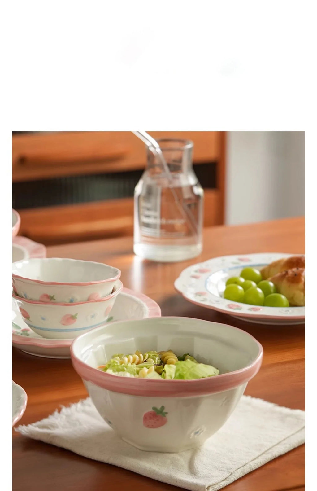 High Grade Strawberry Pattern Cute Girl Plate Bowl