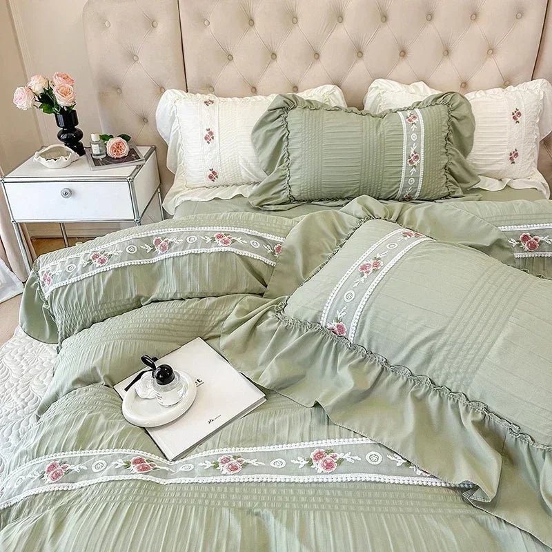 French Embroidered Lace Bubble Gauze Bedding Set Elegant Princess Style Duvet Cover Set Ruffled Comforter Cover Sets