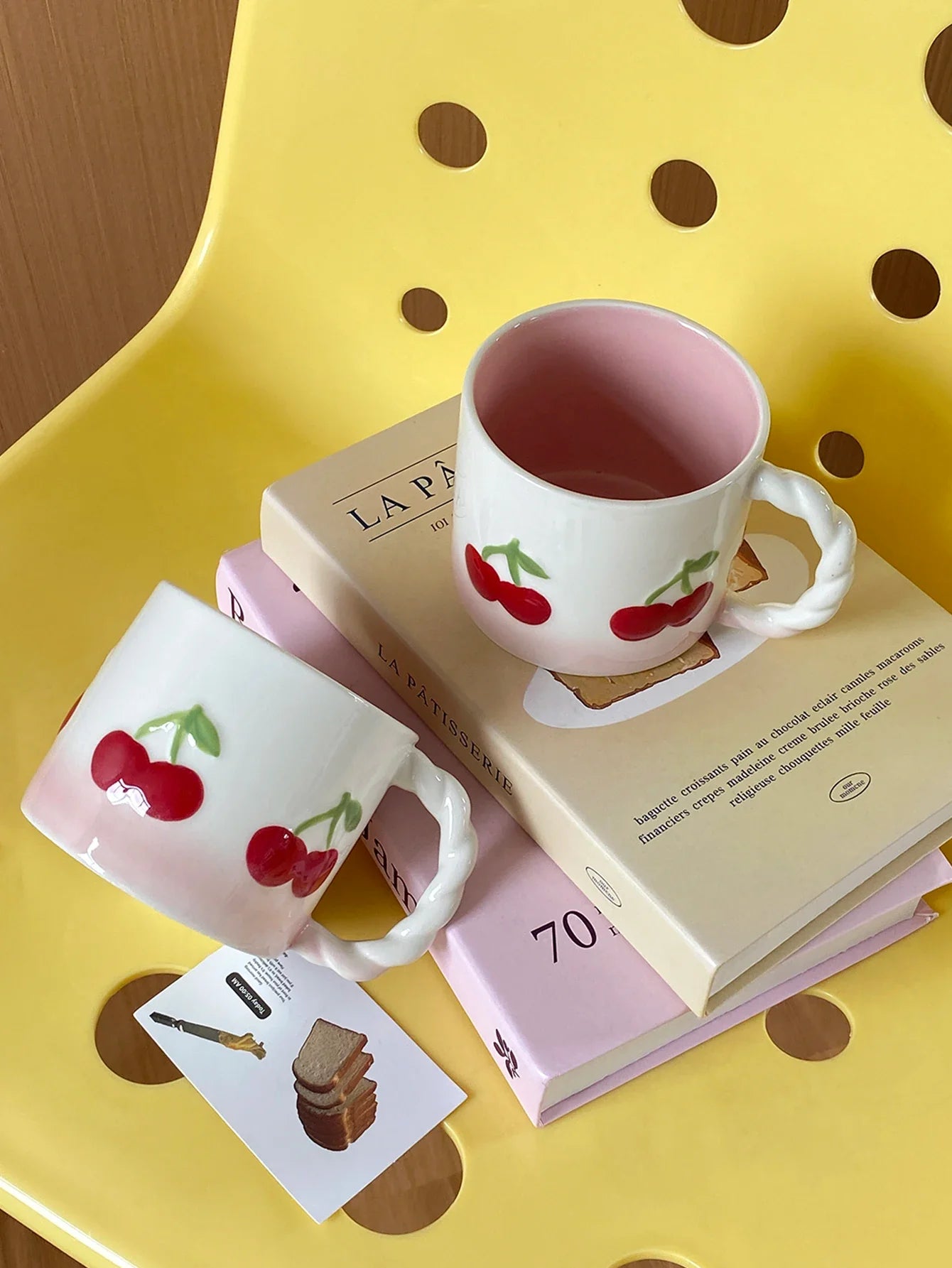 Pink Cherry Ceramic Mug, Twist Handle Ceramic Exquisite Pink Gradient Cup