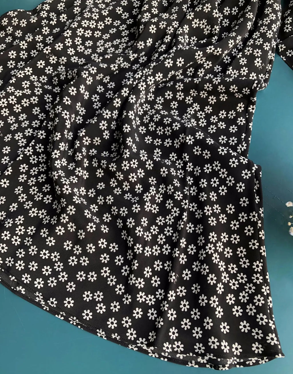 French Daisy Vintage Girl Silk Polka Dots U Neck V Back Sexy Summer Women Long Dress