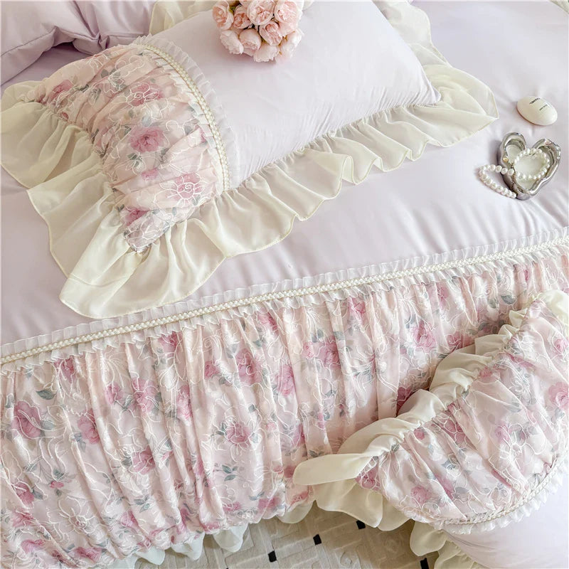Princess Style Duvet Cover Sets with Lace Embroidery Bed Cover for Girls Queen/King Size Soft Pink Bedding with Ruffles