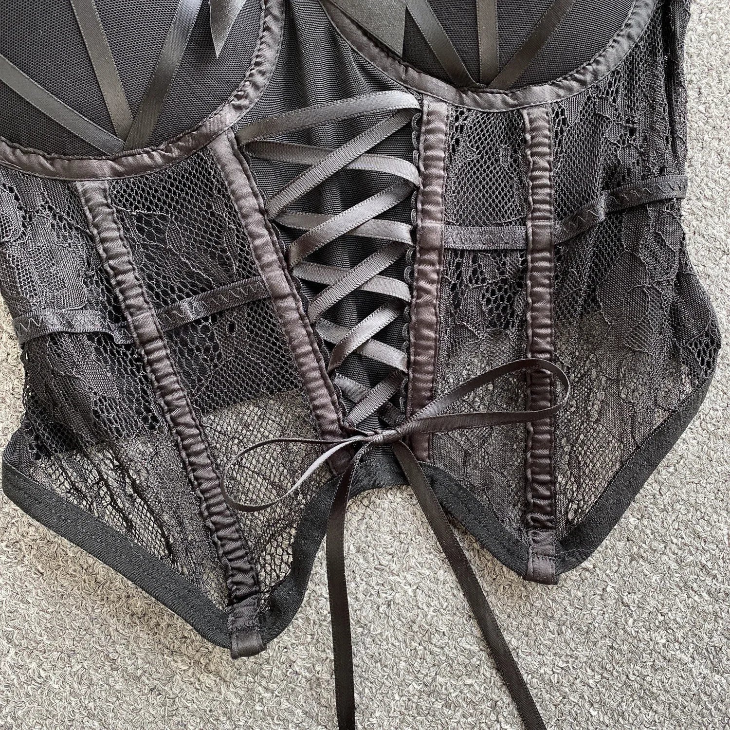 Spaghetti Strap Tank Top for Women Strapless Build in Bra Lace Patchwrok Tulle Bow Camis Summer Casual Female Camisoles