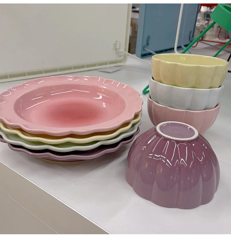 French Style Ceramic Plate Gradient Floral Shape Porcelain Dinnerware