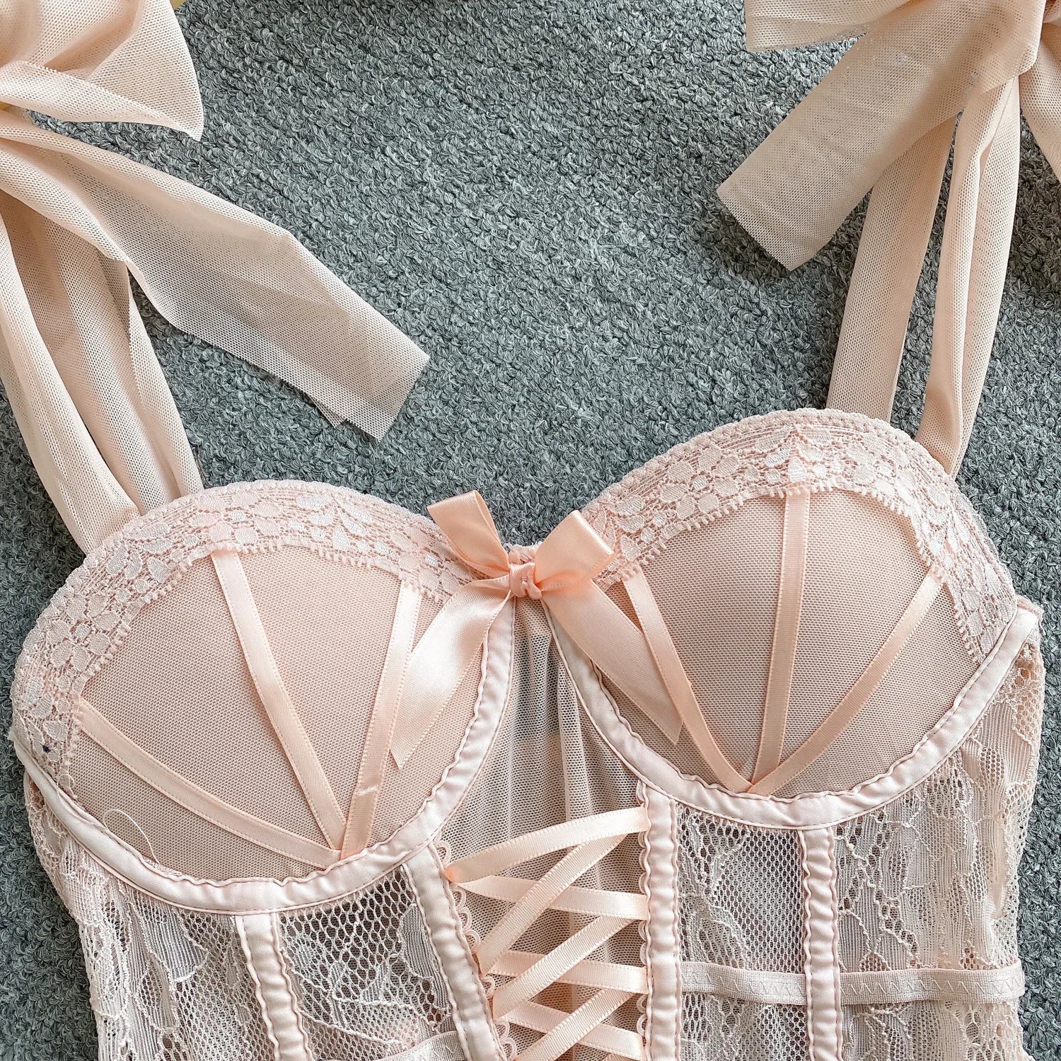 Spaghetti Strap Tank Top for Women Strapless Build in Bra Lace Patchwrok Tulle Bow Camis Summer Casual Female Camisoles