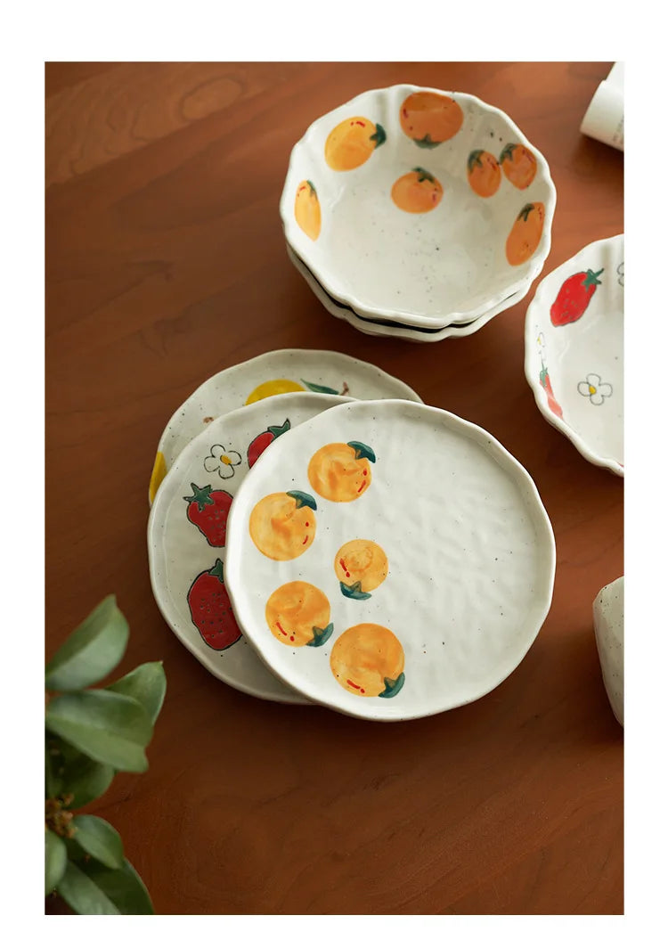 Hand-painted Fruit Pattern Ceramic Plate