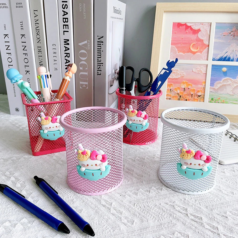 Sanrio Series Cute Hello Kitty Fashion Pen Holder Desktop Decorations Anime Fans Girl Creative Round Pen Holder