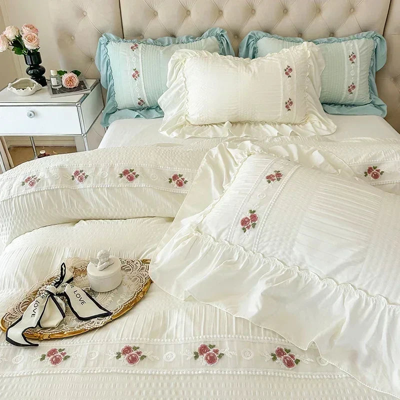 French Embroidered Lace Bubble Gauze Bedding Set Elegant Princess Style Duvet Cover Set Ruffled Comforter Cover Sets