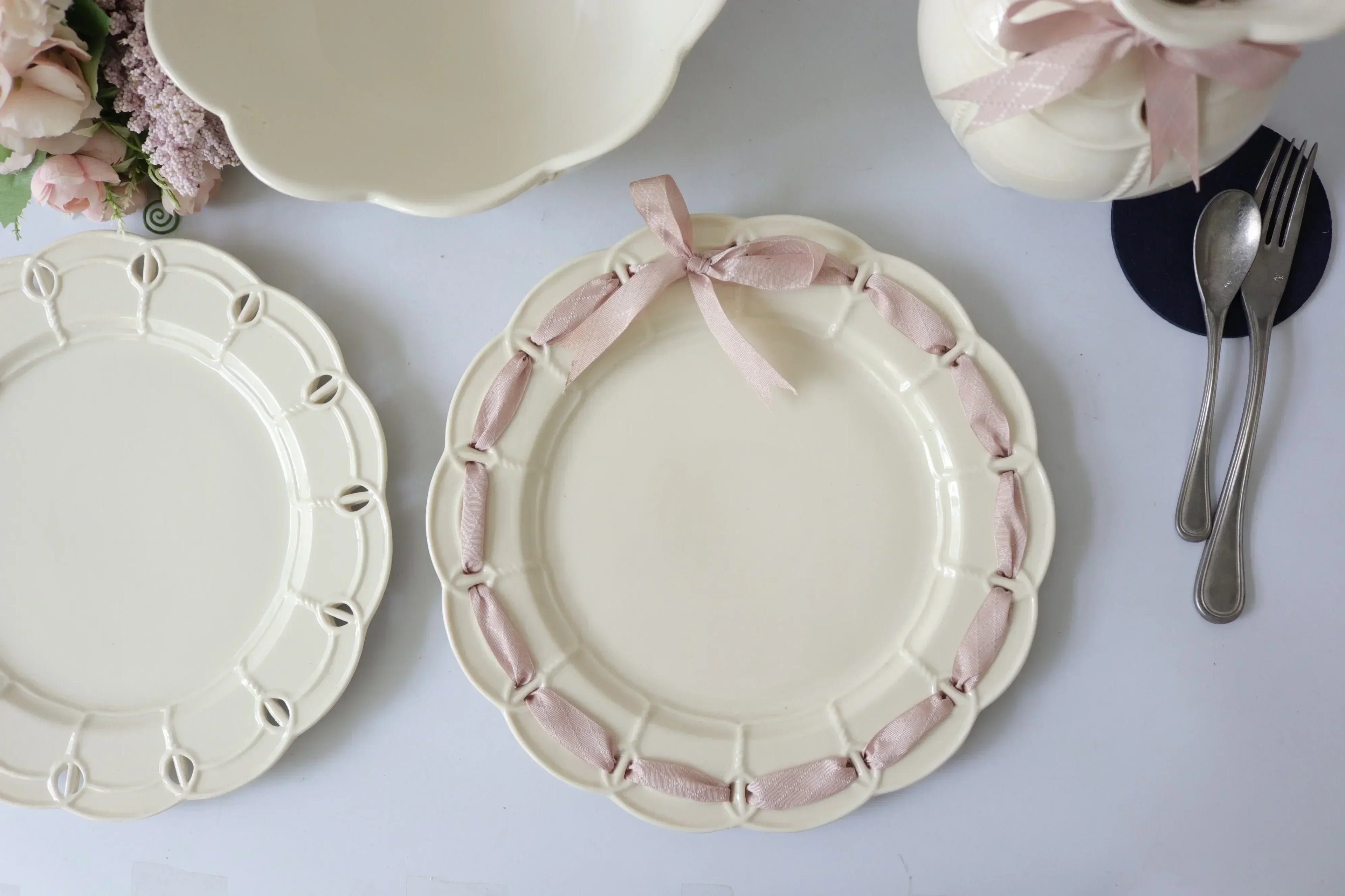 Vintage Cream Hollow Lace Ceramic Plate Dinner Flower Decoration Cute Plates