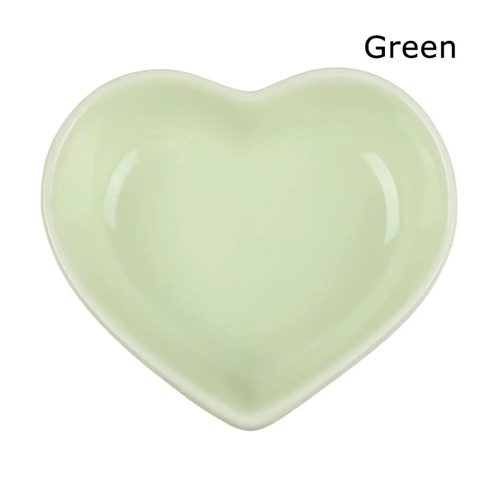 Colorful Mini Condiment Dishes Heart Shape Ceramic Sauce Dish Cute Seasoning Dish Dipping Bowl Snack Serving Dishes Tableware