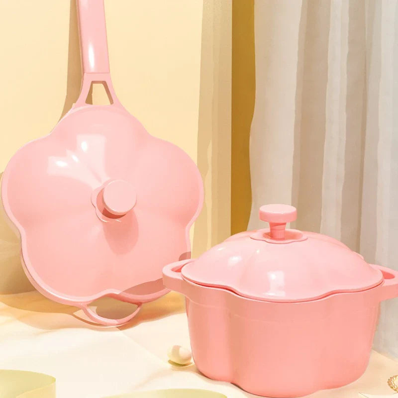 Pink Enamel Dutch Oven Non-Stick Pot Romantic Aesthetic Cooking Enameled Cast Iron Cookware Kitchen