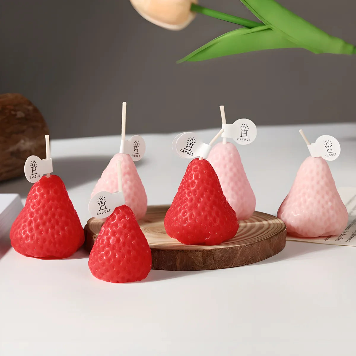 Strawberry-Shaped Miniature Scented Candles Realistic Fruit-Scented Aromatherapy Candles Perfect as a Trendy Photo Prop 4pcs