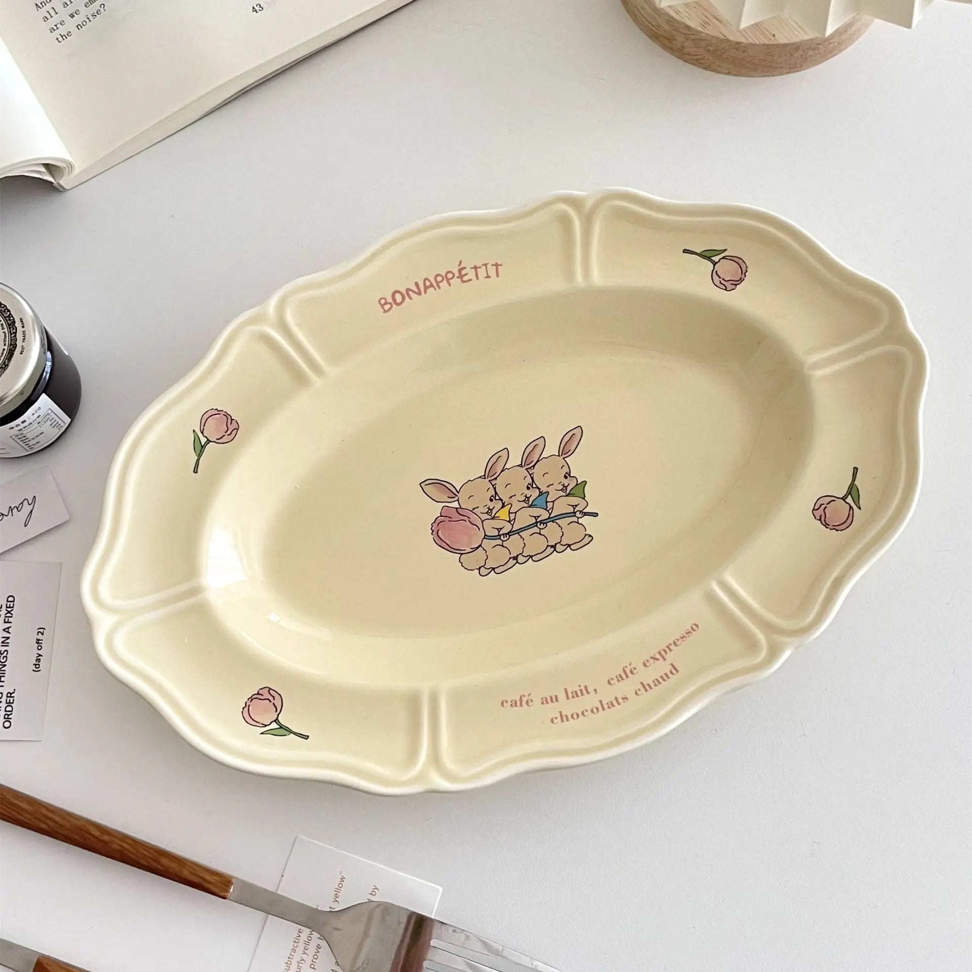 Vintage Plate French Three Rabbit Plate Tulip Cream Lace Plate Irregular Dessert Ceramic Oval Plate & Cup