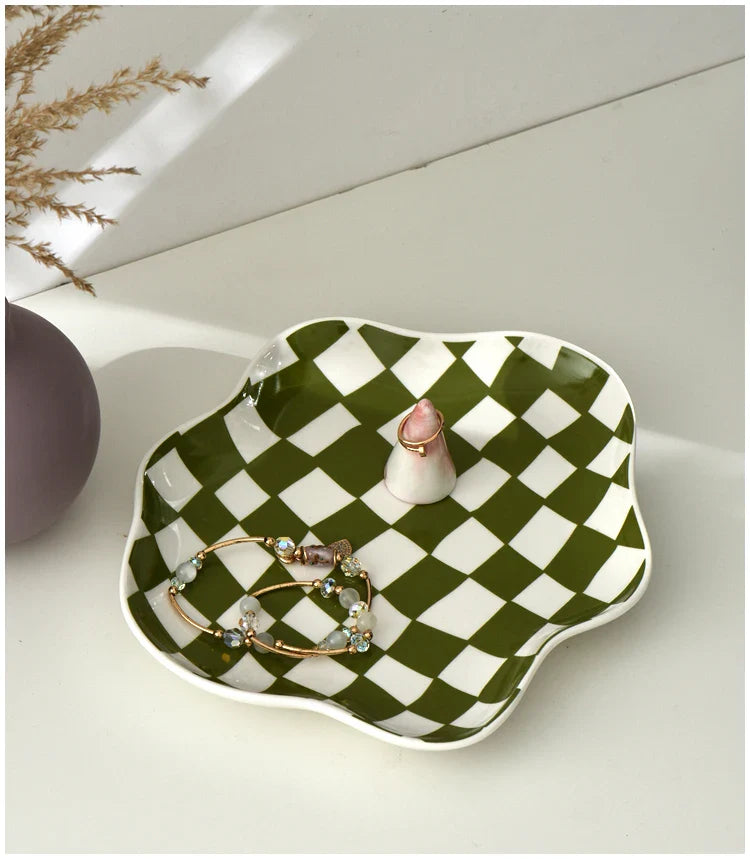 Retro Checkerboard Ceramic Plate Jewelry Home Decoration