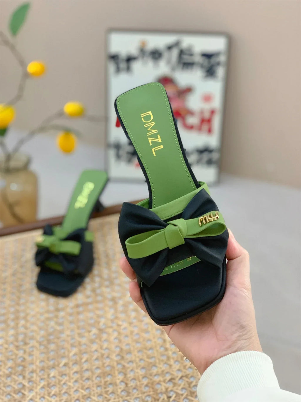 Fashionable Bow Tie Square Toe Slim Heel Women's Shoes